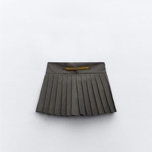Zara Box Plaid Pleated Skort
